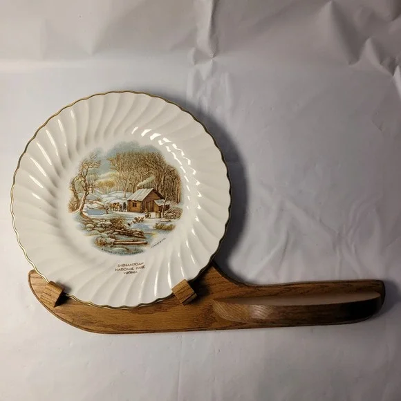 Northshore Wood‎ Products Plate Holder Wall Shelf Oak with Currier & Ives Plate