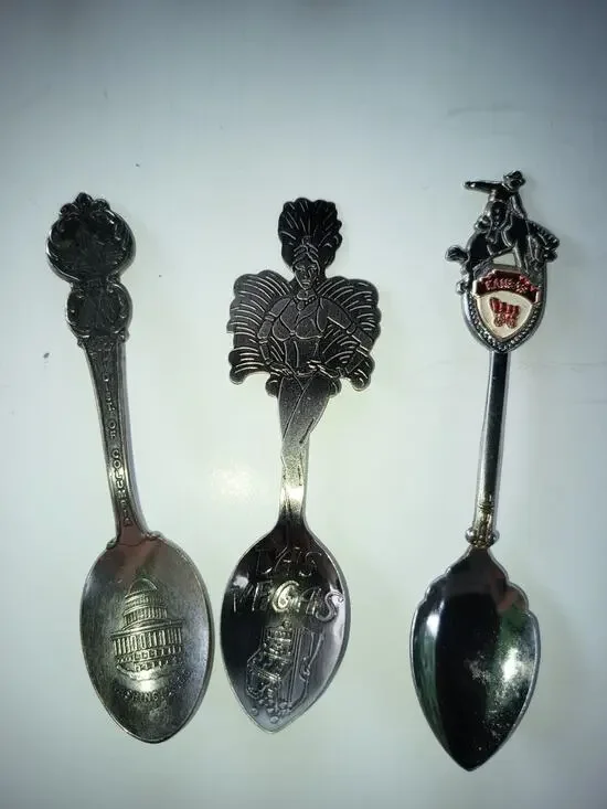 Souvenir Collectible Spoons Set of 3 Paris & Crest Design Silver Metal