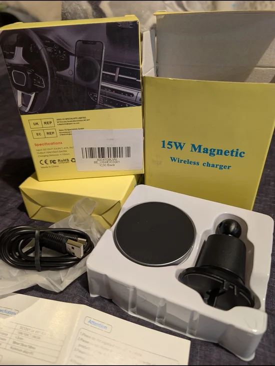 15W Magnetic Wireless Car Charger - Black