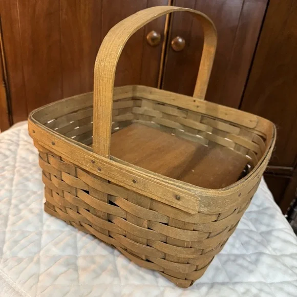 Longaberger Pie Basket with Riser  Brown Woven Basket with Textured