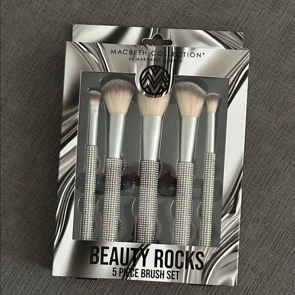 MACBETH COLLECTION Beauty Rocks Rhinestone Bling Brush Set 5 pieces NEW