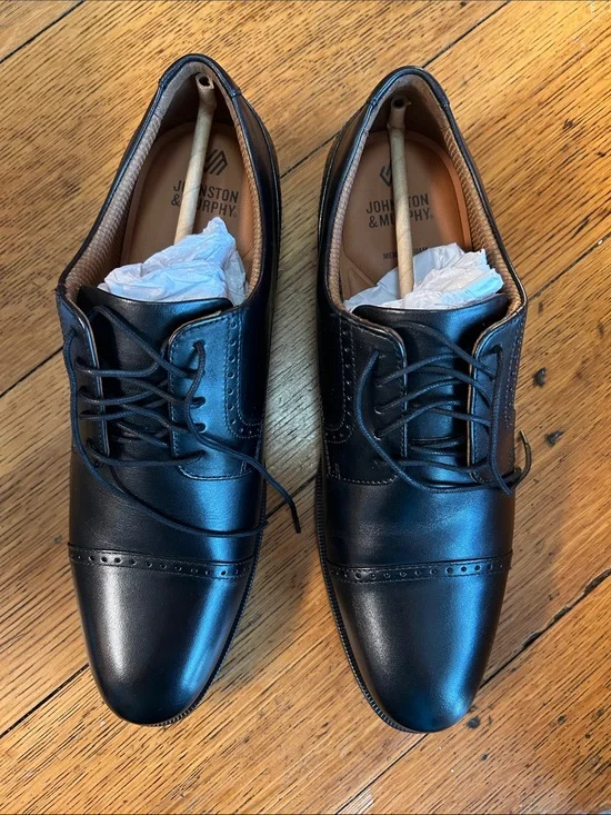 Johnson and Murphy Men's Black Leather Dress Shoes - Classic Oxford Style