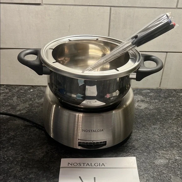 Nostalgia Electric Silver Fondue Set with Black Handles. 6 Forks