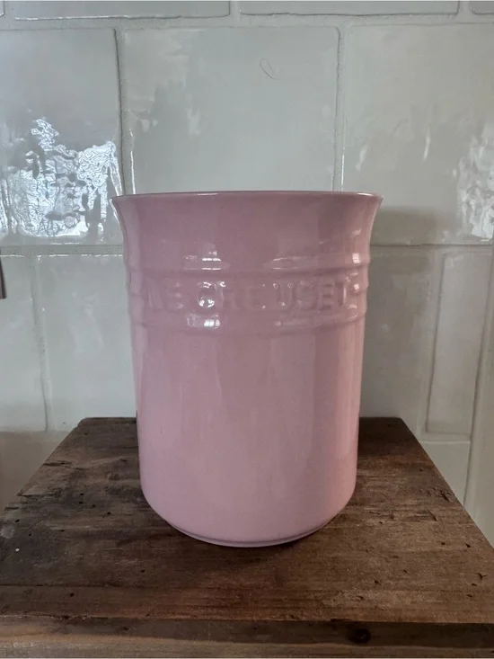 Le Creuset Stoneware Small Utensil Crock Pink
