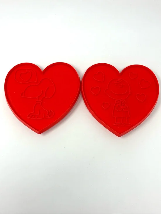 Vintage 70's Snoopy & Charlie Brown Red Heart Valentine Cookie Cutter 4.5”