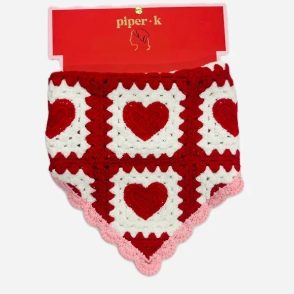 💖🔹️piper K 🔹️ Crochet Heart Head Scarf in Red and Pink