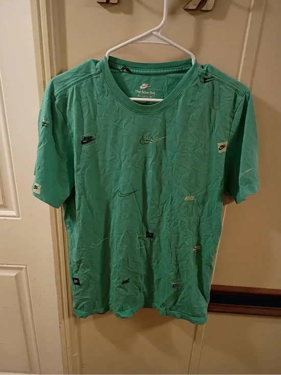 Nike Men's Short-Sleeve Logo Tee — Teal Green