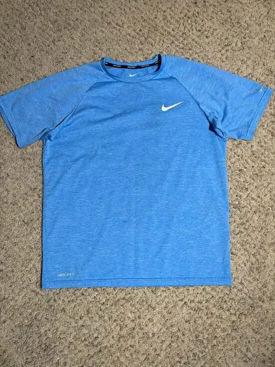 Nike Men's Heather Hydroguard Dri-FIT UV UPF 40+ Short Sleeve Swim Shirt