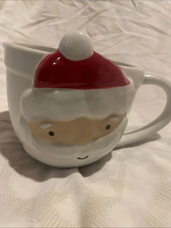 Mud Pie White Ceramic Santa Face measuring cup