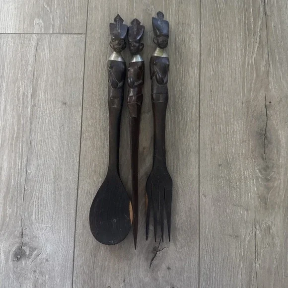 3 VINTAGE PRIMITIVE WOODEN CARVED KITCHEN UTENSILS 15