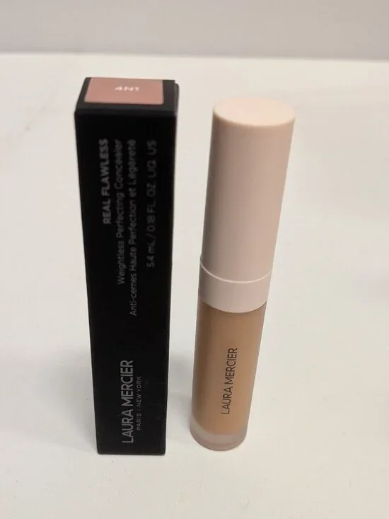 Laura Mercier Real Flawless Weightless Perfecting  Concealer  4N1 NEW