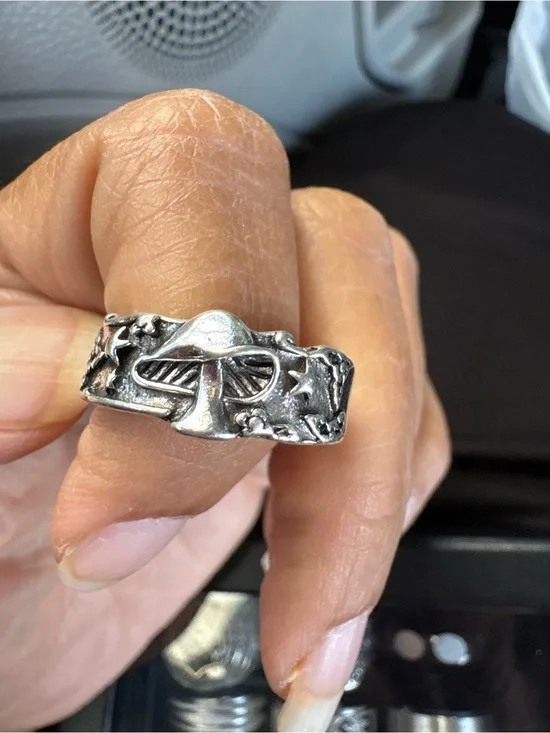Sterling-Style Men's Mushroom Motif Ring in Silver Tone