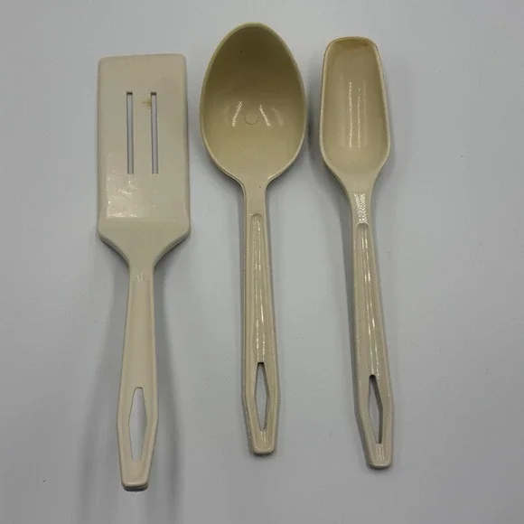 Vintage‎ King Kraft Kitchen Utensil Set Beige Plastic USA Made (3-Piece)