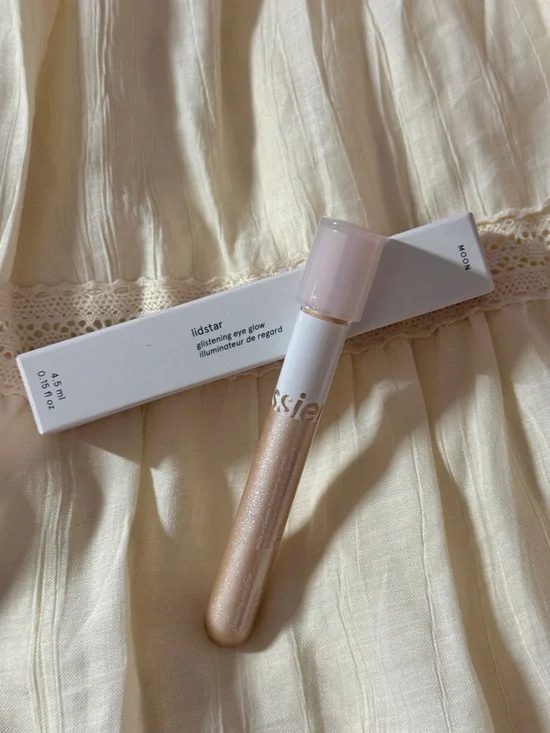 Glossier Lidstar Glistening Eye Glow in Moon BNIB