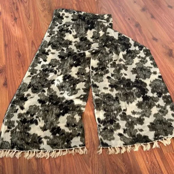 J crew Woodland camo lightweight shawl scarf