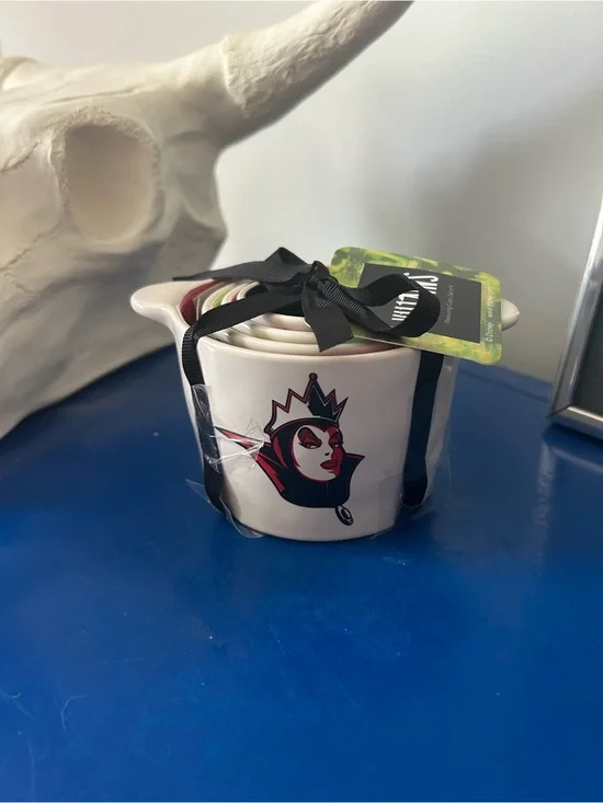 Rae Dunn Disney Villains Evil Queen Maleficent Queen of Hearts Measuring Cups