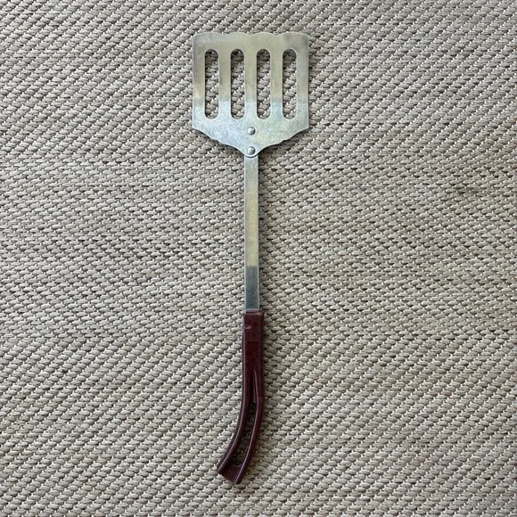 STANHOME Stainless Flipper Slotted Spatula Burgundy Handle Vintage MCM