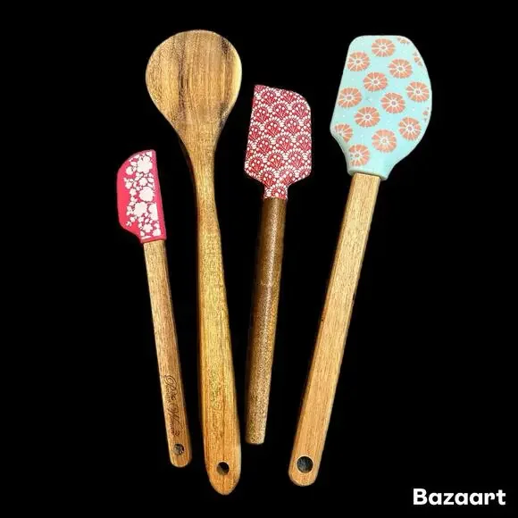 Preowned Pioneer Woman 3 Silicone Spatulas w/Acacia Wood Handle And Wooden Spoon