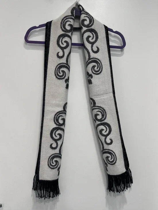 Inca's Alpaca Jaquard Scarf Elegant Black and White‎ Swirl Fringe Scarf Floral