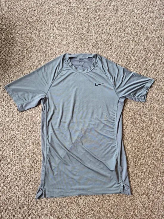 Nike Pro DRI-FIT Short Sleeve Performance Tee - Gray