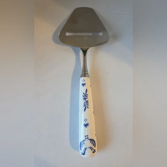 Vintage Dutch Blue Delft Style  Holland Porcelain Stainless Cheese Slicer
