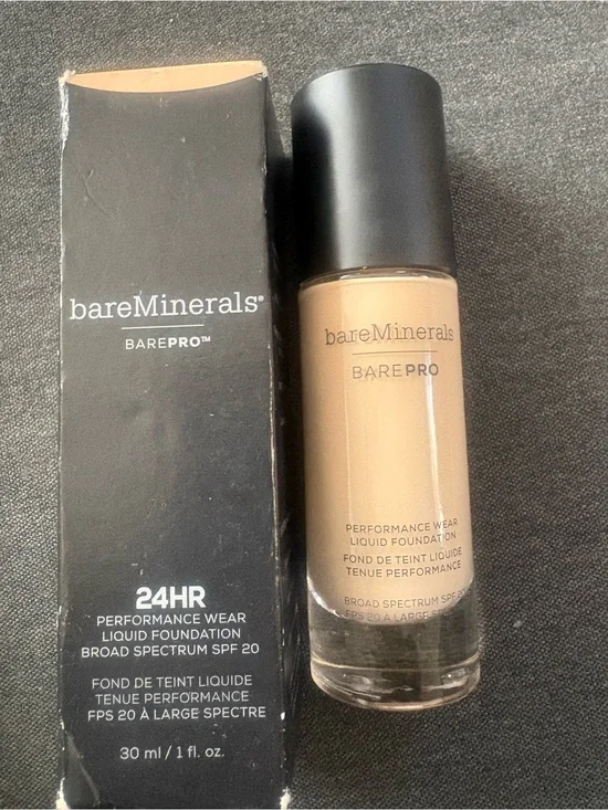 bareMinerals BAREPRO Liquid Foundation – Beige/Tan