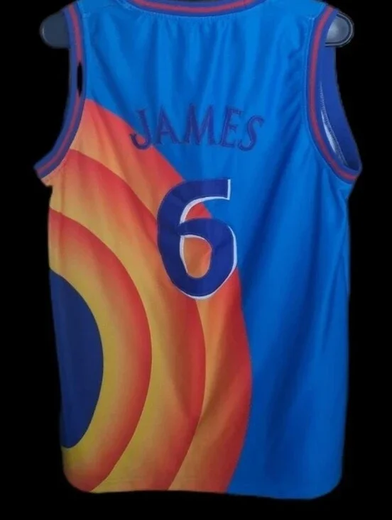 Mystery Sports Card With Lebron James Space Jam Youth Xl Jersey