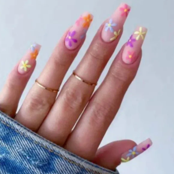 🔥3/$21 Matte finish Floral design Press on False nails