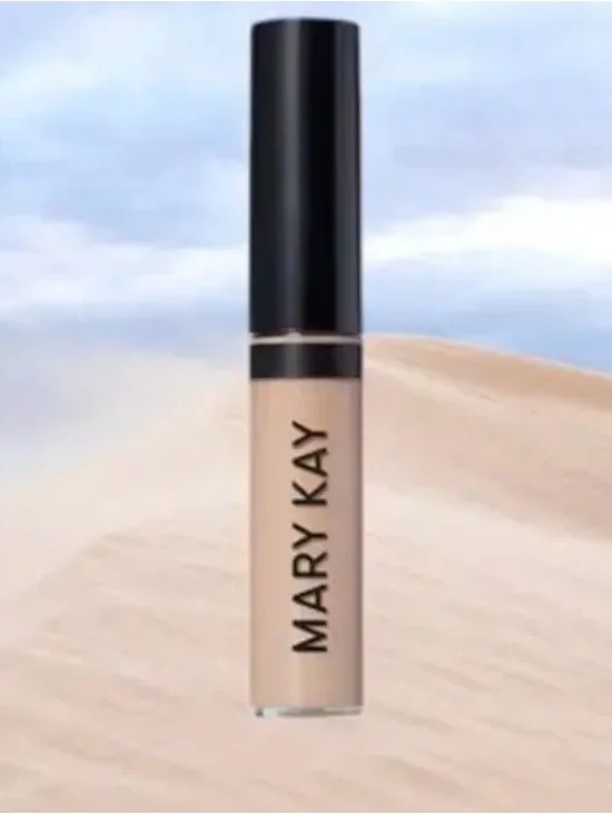 Mary Kay Limited Edition Liquid Eye Shadow- Sand Dune Matte