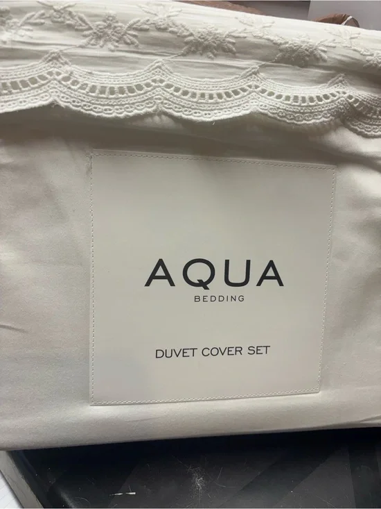Bloomingdale's Aqua Bedding Lace-Trim Duvet Cover Set b153s