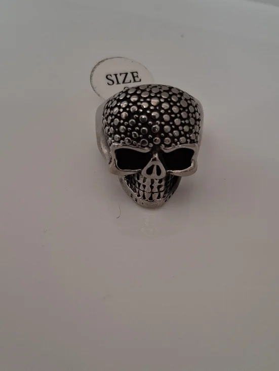 Men's Silver Skull Statement Ring - Bold Gothic Accessory