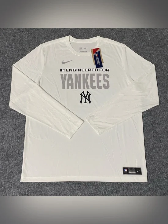 Nike New York Yankees Authentic Collection Team Mens XL Shirt NWT