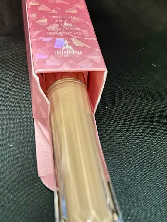 C15.25 Jeffree Star Concealer - Nude Beige (Warm Neutral)