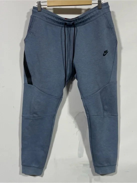 Nike Men’s Sweatpants Joggers in Light Blue with Red Label
