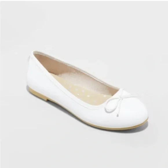 Cat and Jack white Ballet Flats with Bow size 4 new