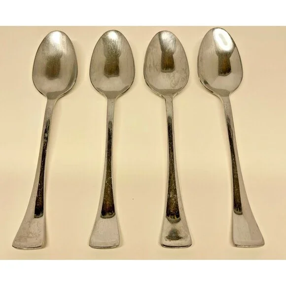 Oneida Silver Emma Mirror Stainless Steel Flatware set (4) 6 1/4