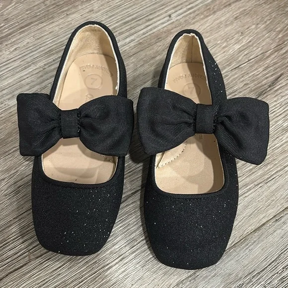 Cat & Jack sparkly flats - worn once. Size 7