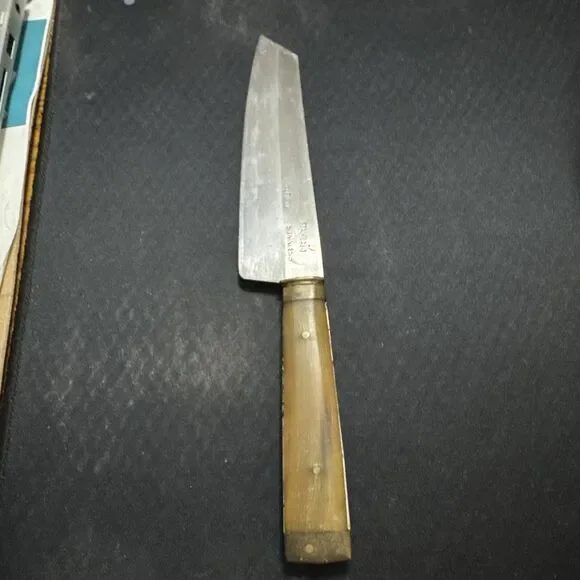 Vintage Thai Aranyik 5