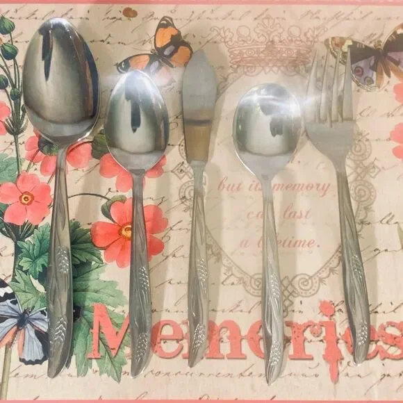Vintage 1950s Castle Court Wheat Pattern 14Pc Stainless Steel Flatware Set