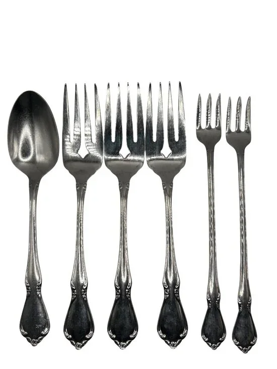 Oneida Silver Chateau Stainless Glossy Flatware replacement Set - 6 Pieces silve
