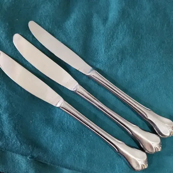 Set Of 3 Oneida Gatsby Knives Northland Stainless 8 3/4