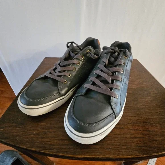 Levis Mens Turner Synthetic Leather Sneakers Charcoal Grey  518370K36 Size 13