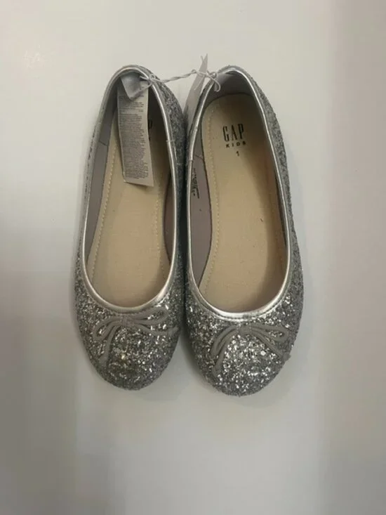 Girl's Dressy Gap Shoes 1