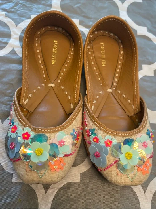 handcrafted Punjabi Juttis toddler girl sz9 leather beaded wedding ballet flat