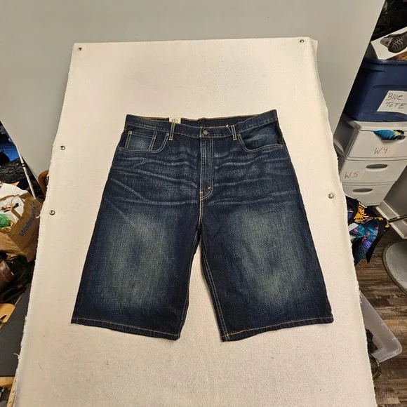 Levis 569 Loose Straight Denim Shorts Mens 40 Dark Wash Blue Jean 35469-0174