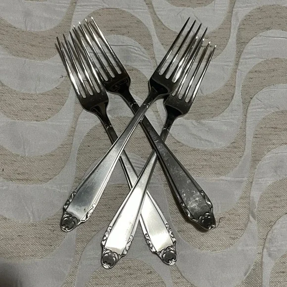 Set of 4 Vintage Magna Stainless‎ Forks 12/12 Holland Ornate Dining Flatware