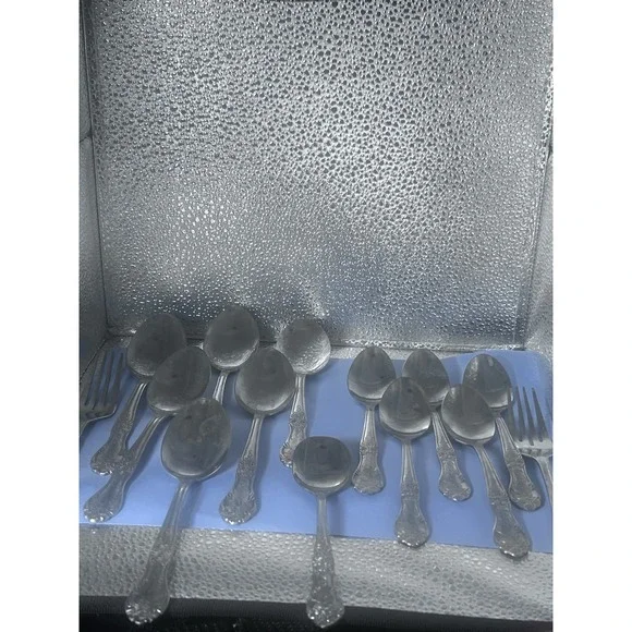 Rogers Stainless China Stanley Roberts Love Joy Flatware 21 Piece Spoon Fork Kni