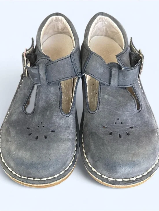 Vintage Willits Navy Blue T-Strap dress shoes with Buckle Closure