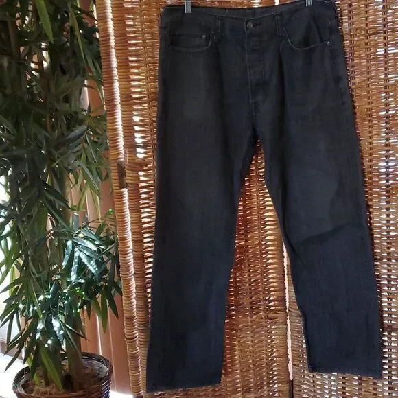 Levi's 562 Loose Taper Black Jeans 36 x 29
