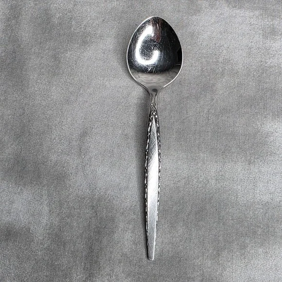 Oneida VENETIA Community Stainless Steel 5 7/8